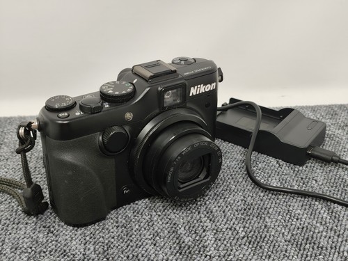 Nikon coolpix p7100 - coolpix,