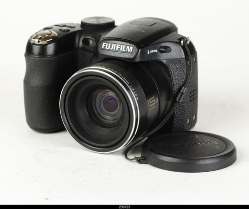 Fujifilm finepix s1600 - fujifilm,