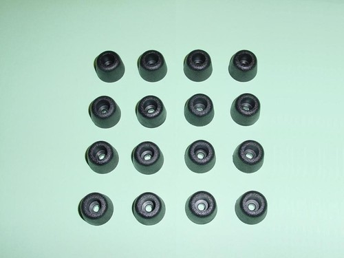 Piccoli piedini audio di - piccoli,
