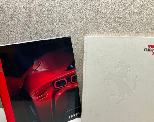 Ferrari annuario 2018 2019 set - 2018,