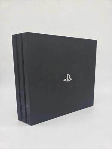 Play station pro - station, 1