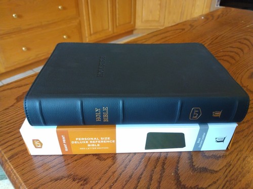 Kjv giant print personal size - giant,