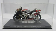 Modellino scala 1:24 con teca Moto Aprilia RS3 Regis Laconi 2002 vv36