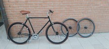 bici scatto fisso artigianale a 200 euro...con coppia di cerchi aggiuntivi .....