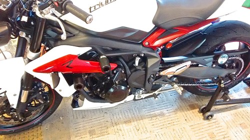 Triumph street tripla 765rs - tripla,