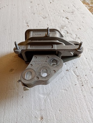 M1b1 7m121 supporto motore - m1b1-7m121-ca,