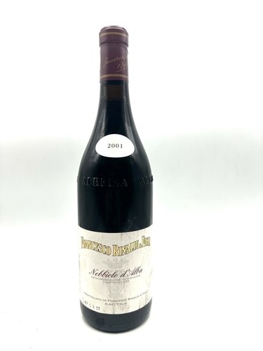 Vino rosso nebbiolo alba - vino,