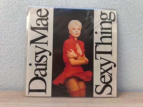 Giri daisy mae sexy - lp,
