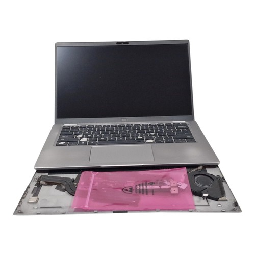 Pezzo ricambio case - di,