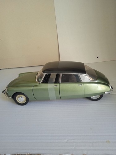 Modellino auto citroen - modellino, ds