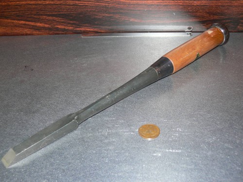 Scalpello giapponese quadrato