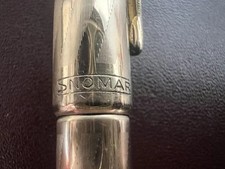 🔴 SNOMAR penna stilografica laminata oro 18K pulsante di fondo F scrive vintage