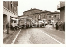 1990 ca PESARO Scontro tra