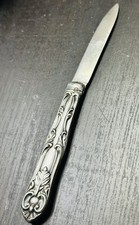 Antico coltello pieghevole in