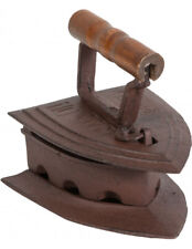  FERRO DA STIRO CARBONELLA IN GHISA MANICO LEGNO ANTICO USATO IN CASA