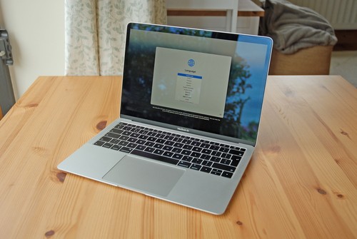 Macbook air pollici a1932 - macbook,