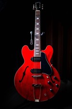 Gibson USA ES-330 Chitarra