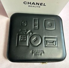 CHANEL novità pochette BEAUTE