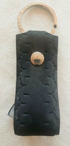 Porte clé noir pneu - porte,