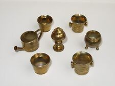 LOTTO DI 7 PICCOLE MINIATURE IN OTTONE DOLLHOUSE BRASS MINIATURE SET