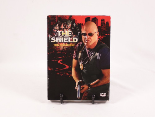 The shield stagione - shield, 3