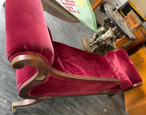 Chaise lounge - chaise,