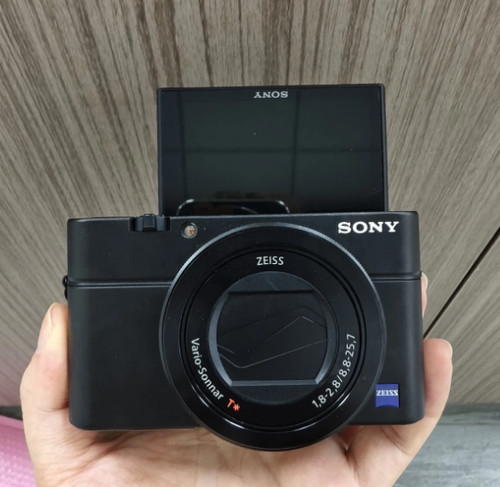 Sony cyber shot dsc - sony, iii