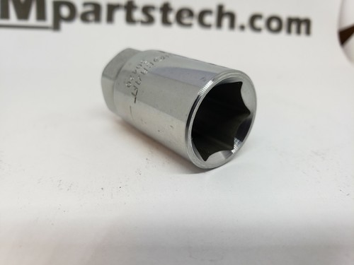 Stubby short spark plug - short, 5/8"