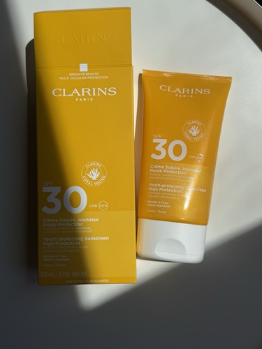 Clarins youth protecting - clarins, youth-protecting