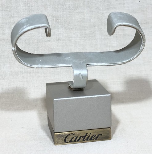 Cartier display stand - stand, roadster