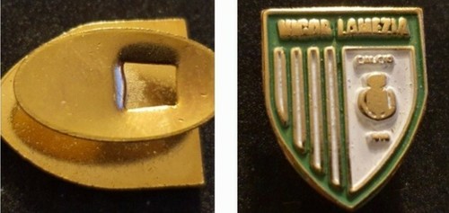 Distintivo calcio piedino - distintivo,