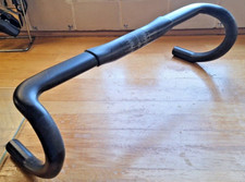 Manubrio in fibra di carbonio