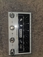 Mooer Preamp Live. Amp Modeler
