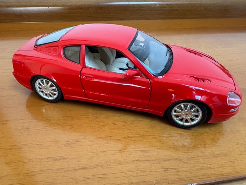 Maserati 3200 - ,