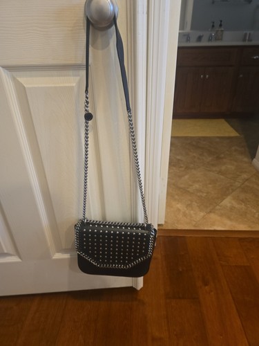 Autentica borsa con borchie