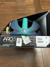 Casco Oakley ARO5 Aero Road