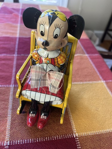 Sedia dondolo minnie mouse - a,
