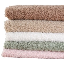 1M Finta Pelliccia Riccio Lana