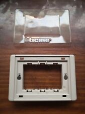 Supporto in resina 3 posti