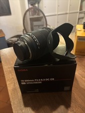 Obiettivo Sigma 18-200mm f/3.5-6.3 DC OS HSM per Nikon