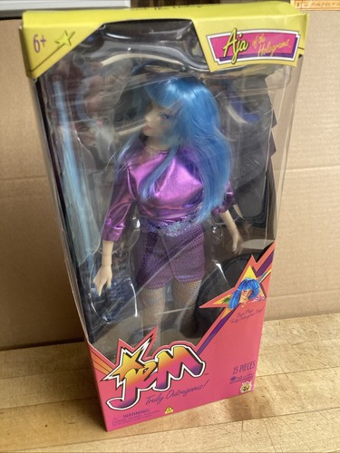 Jem and the holograms - jem, aja