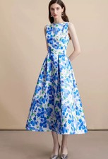 Vestito Bianco Con Fiori Blu