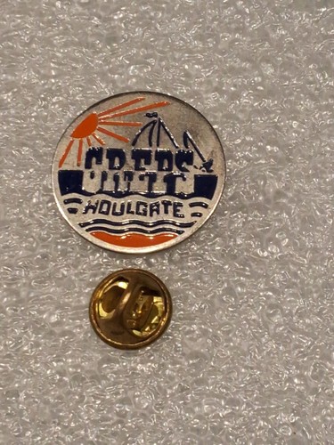 Pin creps houlgate - pin's., creps.