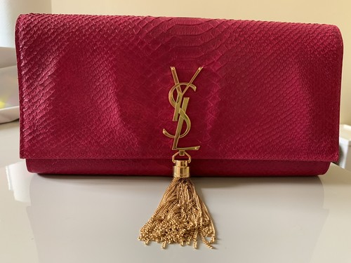 Pochette yves saint laurent