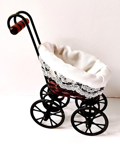Miniatura carrozzina - miniatura,