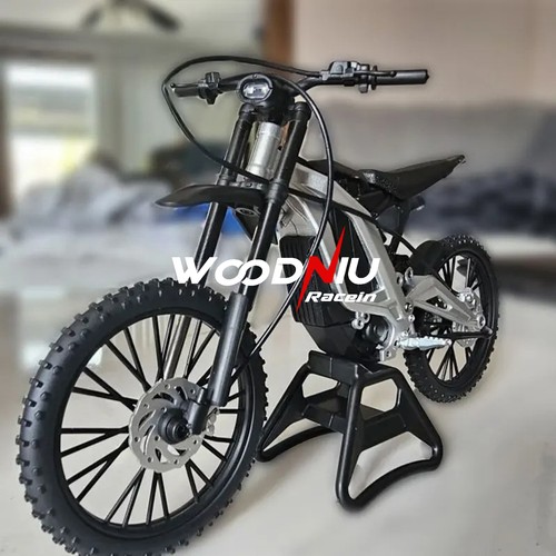 Woodniu racein per - racein, surron