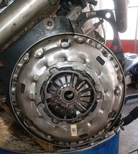 KIT FRIZIONE VOLANO CUSCINETTO ALFA ROMEO 159 BRERA SPIDER Q4 2.4 JTDM 147/154KW