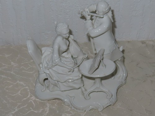 Statuina porcellana bianca - statuina,