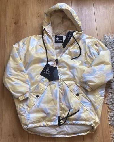 Moncler grenoble apres ski - grenoble, apres-ski