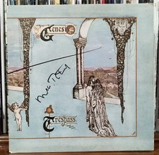  GENESIS TRESPASS LP SIGNED BY MIKE RUTHERFORD (GB 2nd ISSUE) CAS 1020 RARE 
